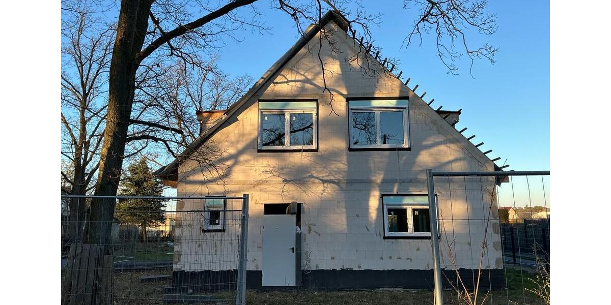 Einfamilienhaus Blankenfelde-Mahlow Groß Kienitz - 6 Zimmer, 149 m&sup2;, 450.000&euro; | Angebot:26302369
