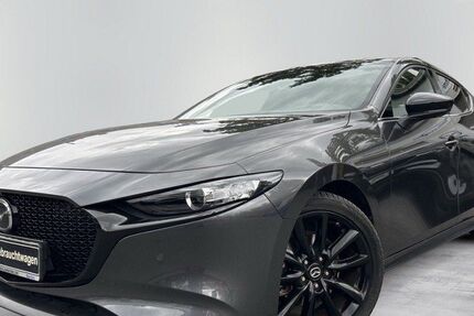 Mazda 3 8.704 km 25.490 &euro; Berlin 13599