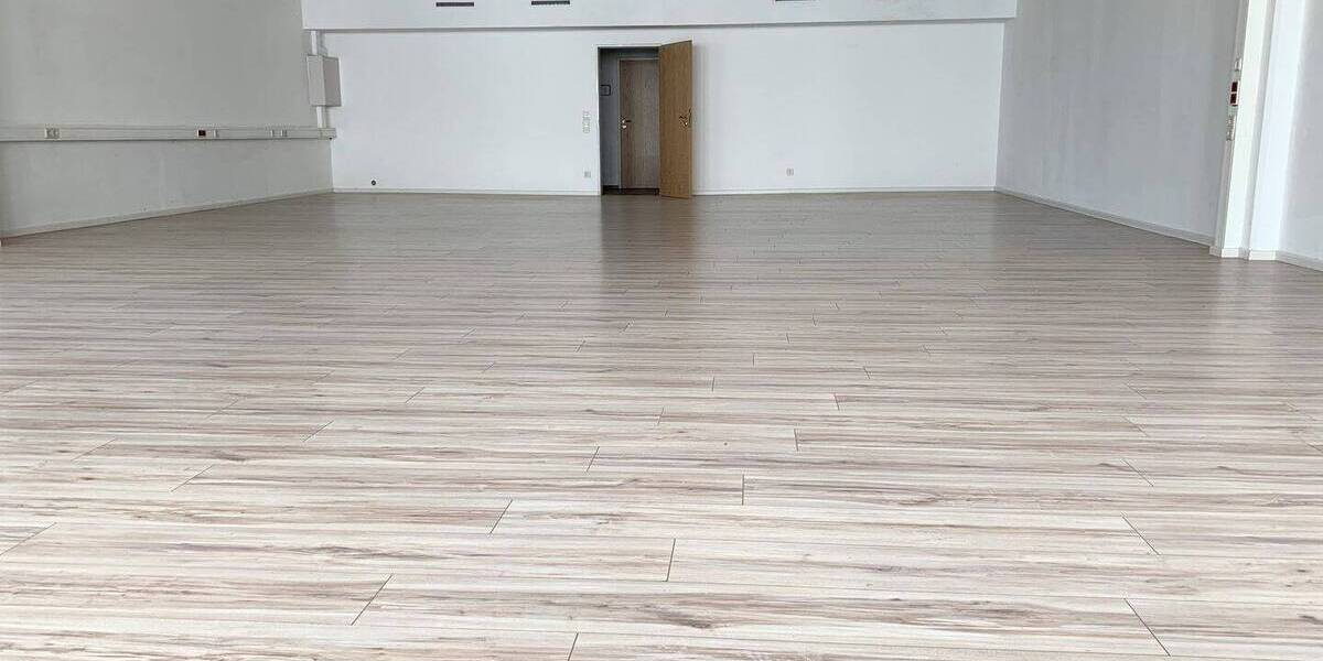 Gewerbeobjekt Altlandsberg - 1 Zimmer, 136 m&sup2;, 958&euro; | Angebot:23986577