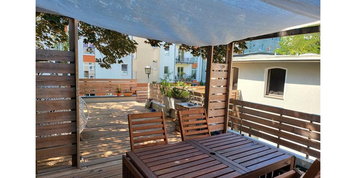 Dachgeschoßwohnung Berlin Steglitz-Zehlendorf - 4 Zimmer, 136 m&sup2;, 2.980&euro; | Angebot:26298973