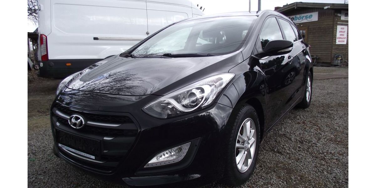 Hyundai i30 50.000 km 10.600 &euro; Vogelsdorf 15370
