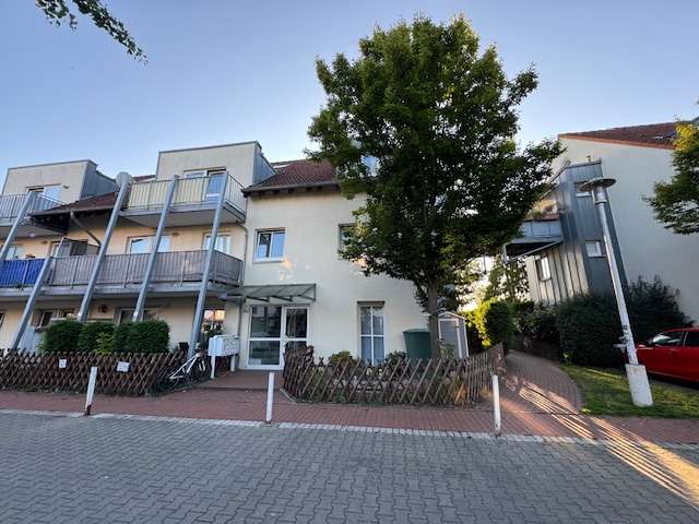 Wohnung zum Kaufen in Schönefeld 187.000 € 53.4 m²