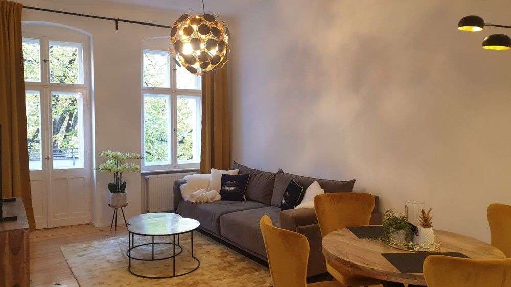 Zimmer Berlin Friedrichshain-Kreuzberg - 2 Zimmer, 1.790&euro; | Angebot:26224133