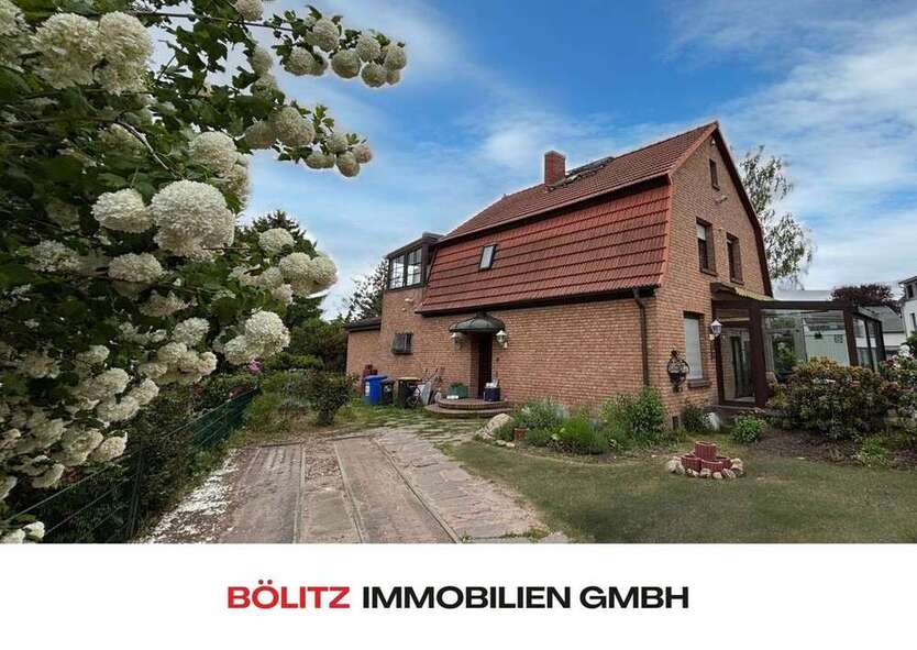 Haus zum Kaufen in Berlin 649.000 € 157.01 m²