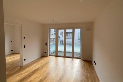 Wohnung Berlin Friedrichshain-Kreuzberg - 2 Zimmer, 44 m&sup2;, 1.175&euro; | Angebot:25713600