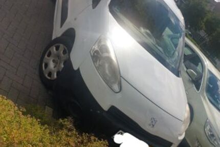Peugeot Partner 240.000 km 1.750 € Berlin 12621