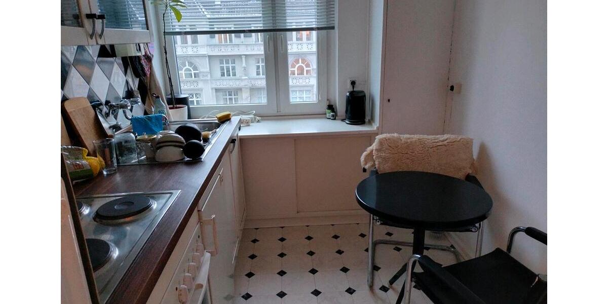 Dachgeschoßwohnung Berlin Charlottenburg-Wilmersdorf - 1 Zimmer, 32 m&sup2;, 850&euro; | Angebot:24703985