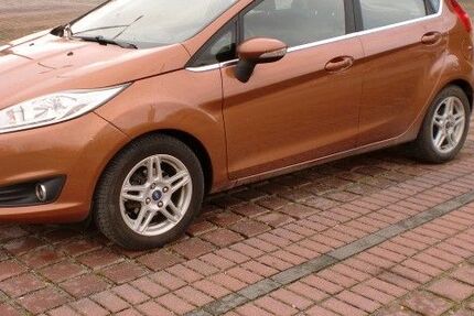 Ford Fiesta 87.800 km 7.999 &euro; Berlin 13435