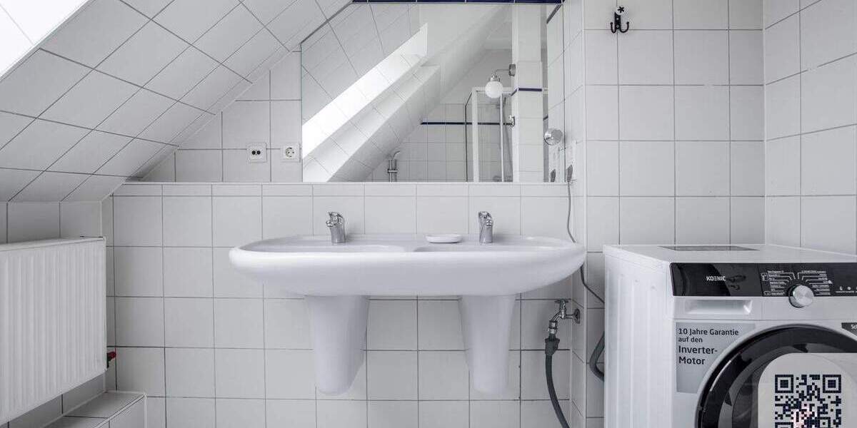 Etagenwohnung Berlin Friedrichshain - 3 Zimmer, 108 m&sup2;, 2.600&euro; | Angebot:25989893