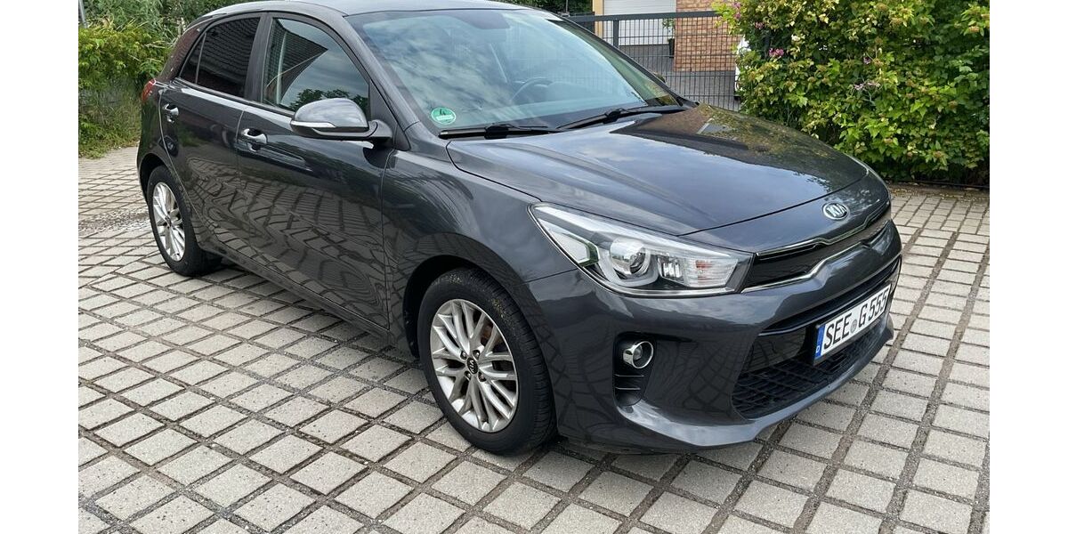 Kia Rio 142.500 km 6.950 &euro; Hoppegarten 15366