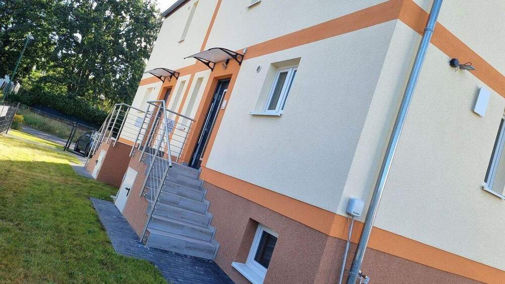 Doppelhaushälfte Schildow bei Berlin Schildow - 7 Zimmer, 102 m&sup2;, 2.190&euro; | Angebot:24780425