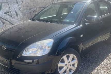 Kia Rio 163.000 km 1.450 &euro; Berlin 10245