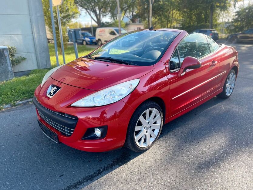 Peugeot 207 250.000 km 1.999 € Berlin 12057