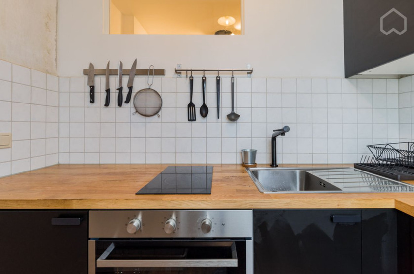 2 Zimmer Altbau - Wrangelkiez Görli - bezugsfrei & provisionsfrei