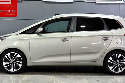Kia Carens 102.580 km 14.950 &euro; Falkensee 14612