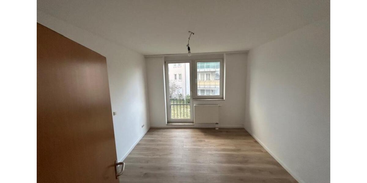 Etagenwohnung Ahrensfelde - 2 Zimmer, 69 m&sup2;, 840&euro; | Angebot:24744098