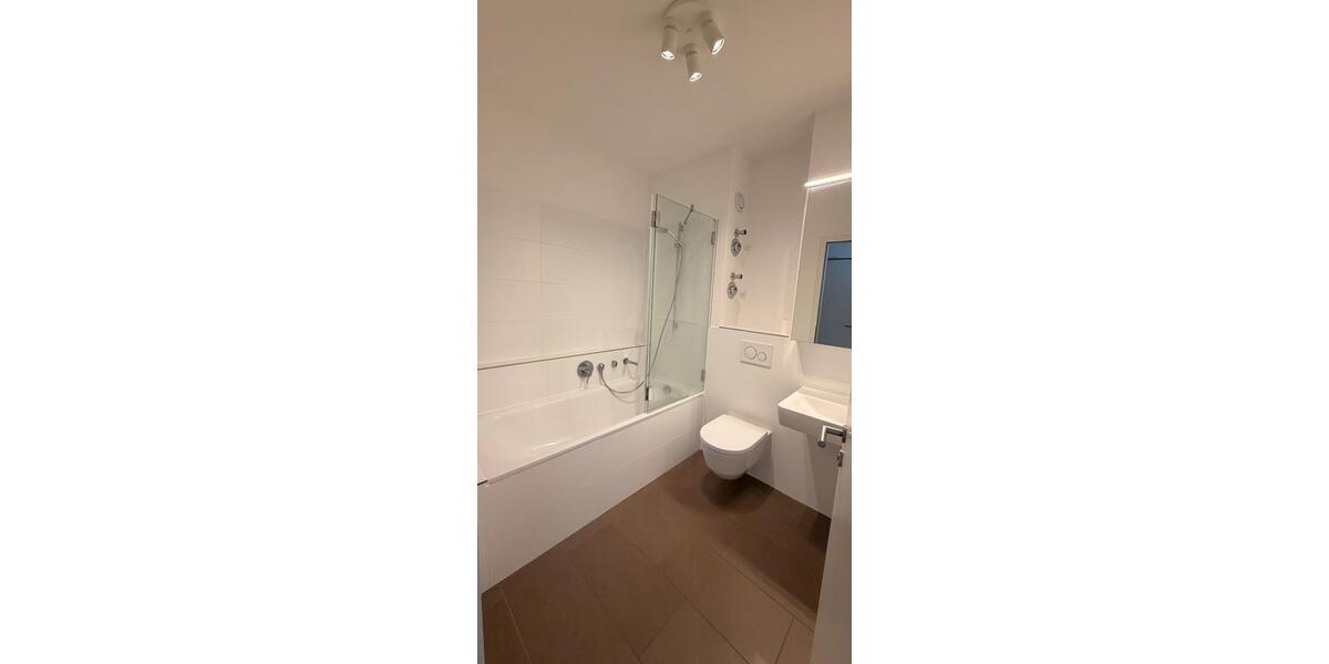 Etagenwohnung Berlin Friedrichshain-Kreuzberg - 2 Zimmer, 64 m&sup2;, 455.000&euro; | Angebot:27235410