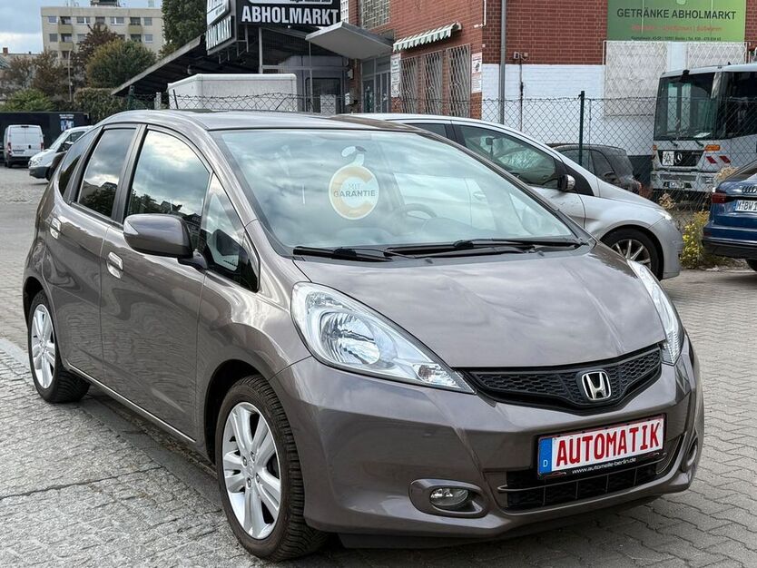 Honda Jazz 95.000 km 8.990 € Berlin 10551
