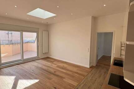 Wohnung Berlin Neukölln - 4 Zimmer, 92 m&sup2;, 2.125&euro; | Angebot:26028264