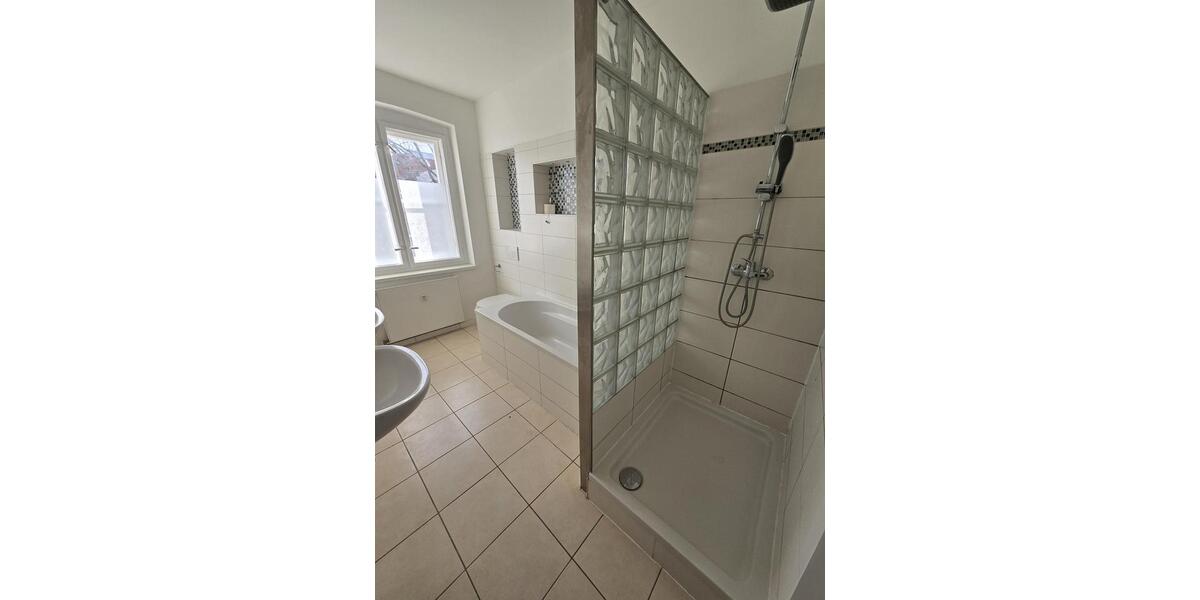 Etagenwohnung Teltow - 4.5 Zimmer, 114 m&sup2;, 1.760&euro; | Angebot:26416077