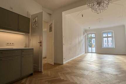 Wohnung zum Mieten in Berlin 2.200 € 110 m² 4 zimmer