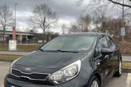 Kia Rio 121.760 km 5.600 &euro; Berlin 12679