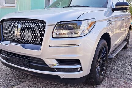 Lincoln Navigator 151.000 km 62.000 &euro; Velten 16727