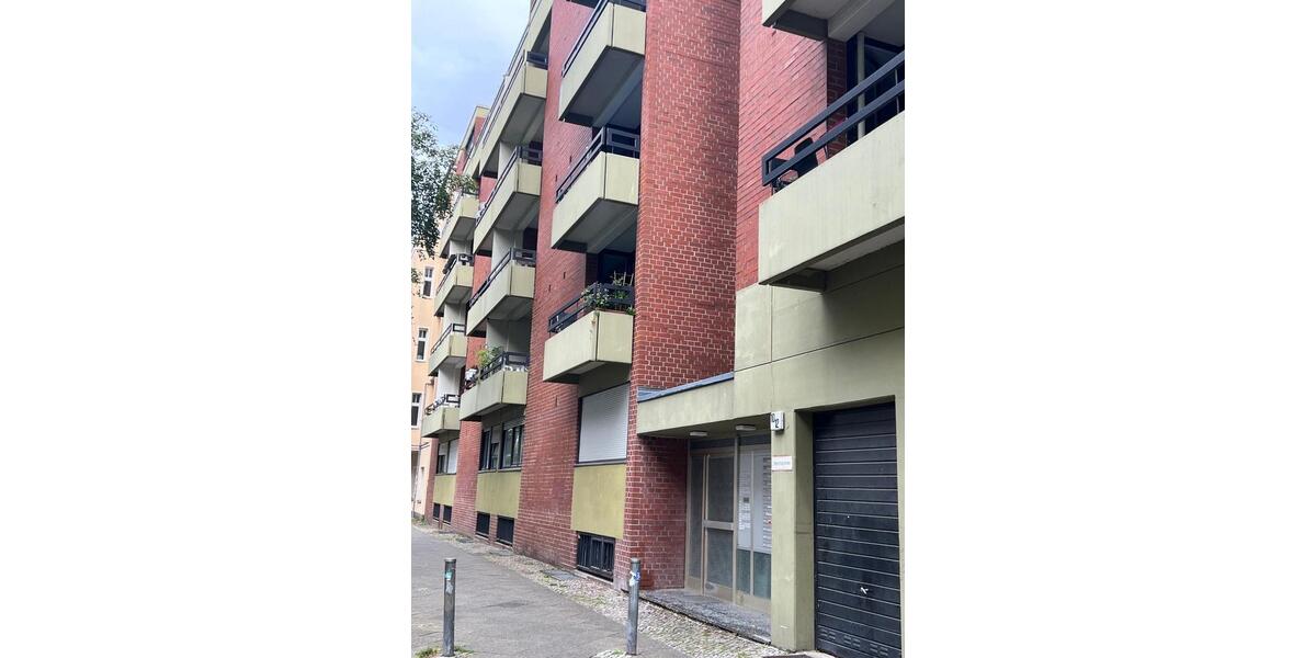 Erdgeschoßwohnung Berlin Charlottenburg-Wilmersdorf - 1 Zimmer, 36 m&sup2;, 900&euro; | Angebot:25830006