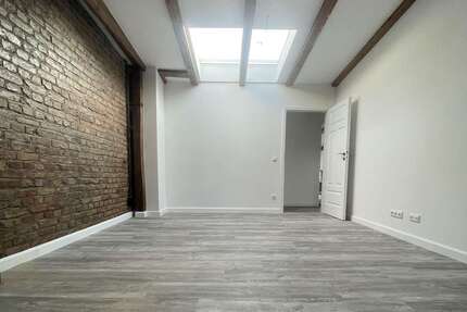 Wohnung Berlin Reinickendorf - 3 Zimmer, 111 m&sup2;, 2.220&euro; | Angebot:27080782