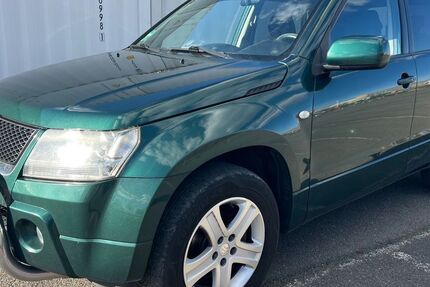 Suzuki Grand Vitara 210.000 km 4.650 &euro; Berlin 12057