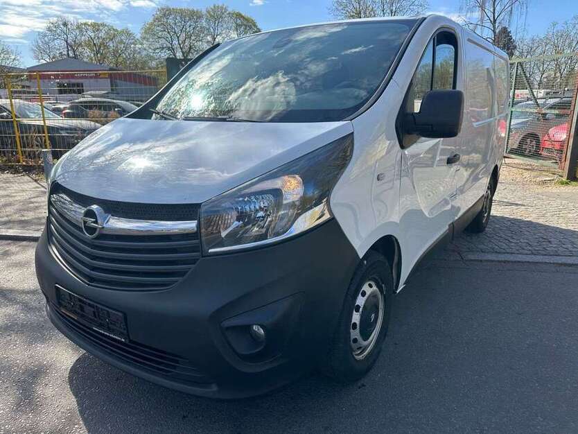 Opel Vivaro 223.000 km 6.500 € Berlin 12109