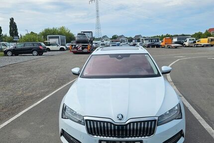 Skoda Superb 204.564 km 14.900 &euro; Berlin 12099