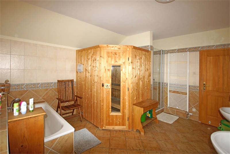 Großzügiges Einfamilienhaus auf 1.840 m² Grundstück mit Teilungspotenzial in Berlin-Blankenburg - Einfamilienhaus Berlin Blankenburg | Angebot:26844854