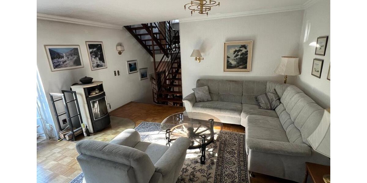 Grüne Oase mitten in der Stadt in ruhiger Seitenstraße 7 zimmer