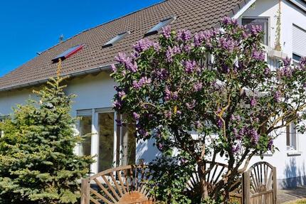 Haus Großbeeren - 7 Zimmer, 200 m&sup2;, 999.000&euro; | Angebot:26637535