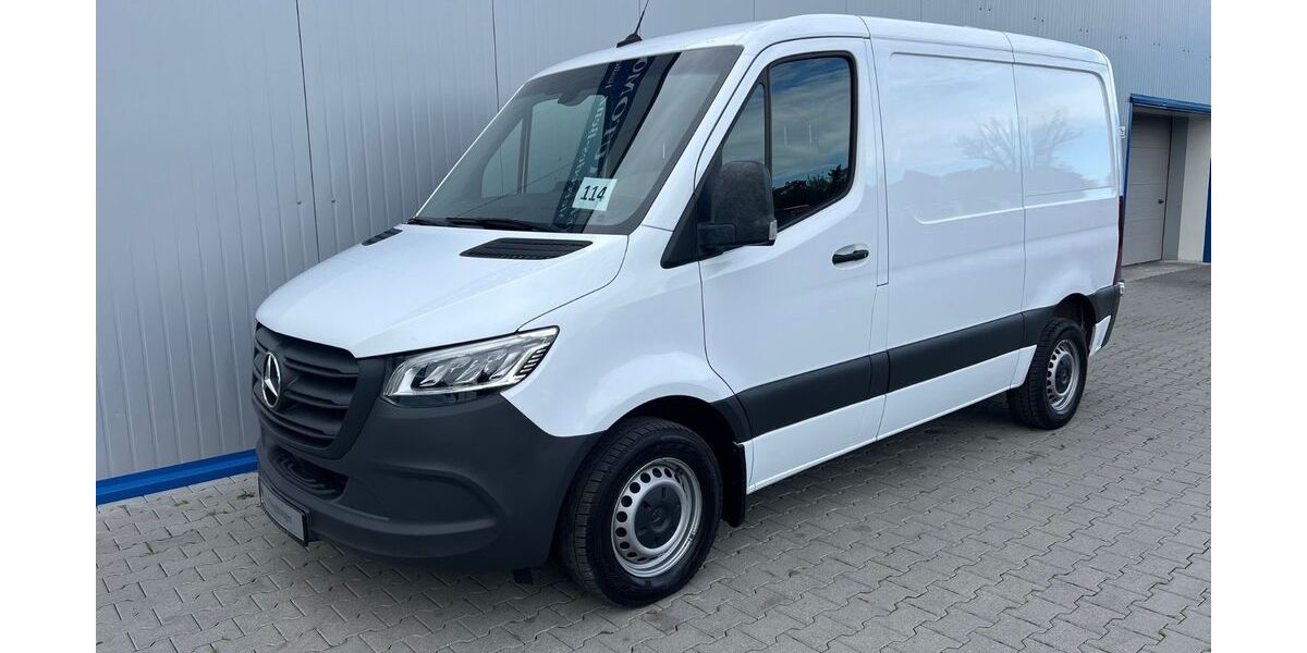 Mercedes-Benz Sprinter 144.670 km 25.999 &euro; Berlin 13055