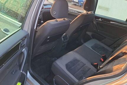 VW Golf Sportsvan 33.960 km 14.990 € Schönefeld 12529