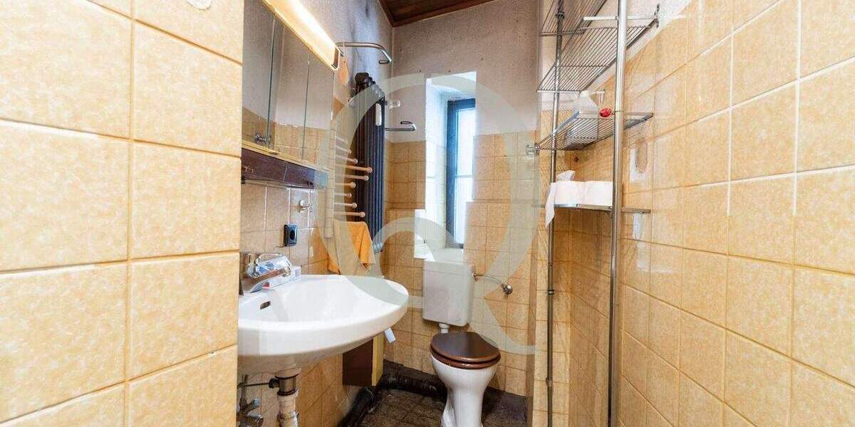 Etagenwohnung Berlin Moabit - 5 Zimmer, 143 m&sup2;, 549.000&euro; | Angebot:25710003