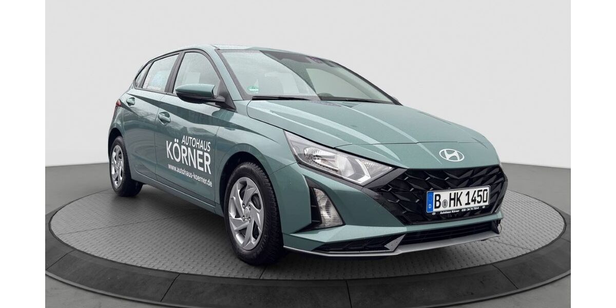 Hyundai i20 5.800 km 16.995 &euro; Berlin 12683