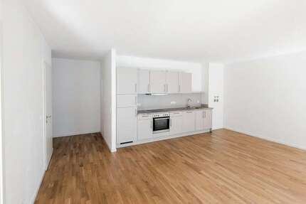 Wohnung Berlin Lichtenberg - 2 Zimmer, 65 m&sup2;, 1.350&euro; | Angebot:27324660
