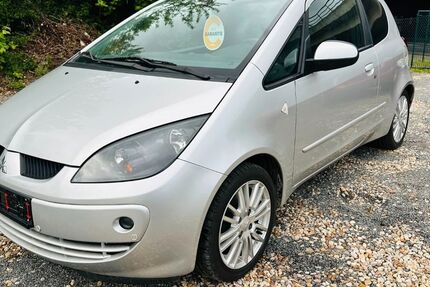 Mitsubishi Colt 54.000 km 3.950 &euro; Berlin 10829