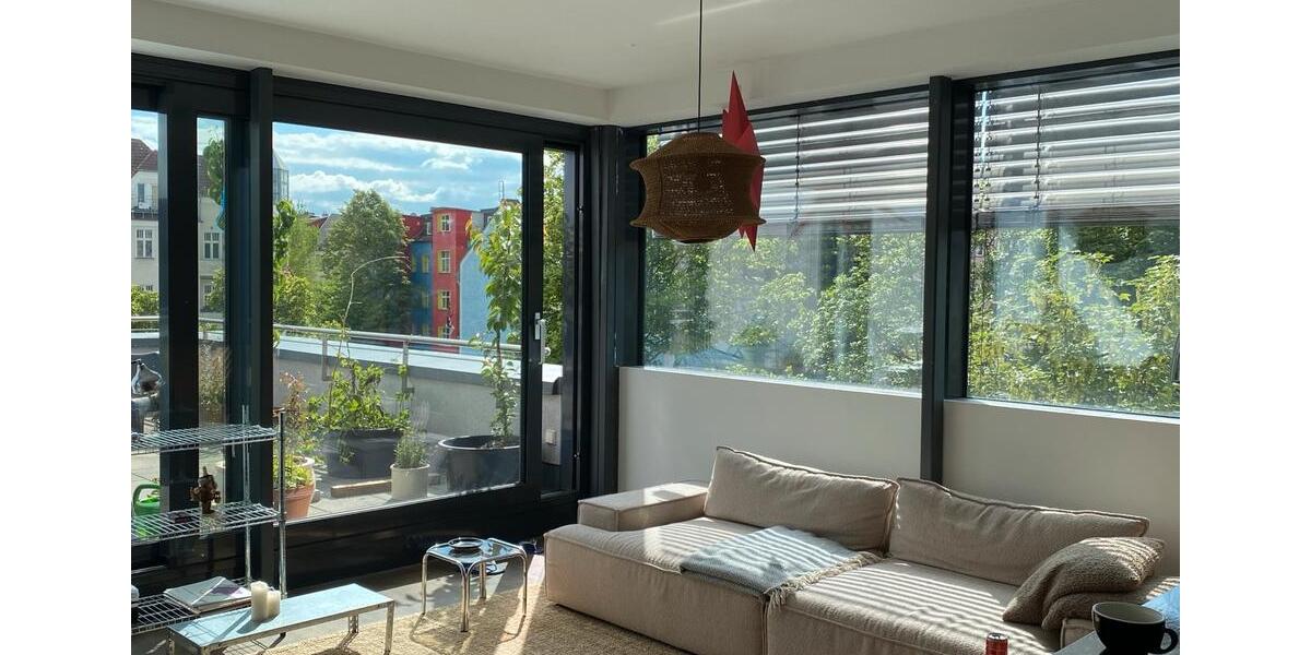 Dachgeschoßwohnung Berlin Lichtenberg - 2 Zimmer, 90 m&sup2;, 1.600&euro; | Angebot:26693587