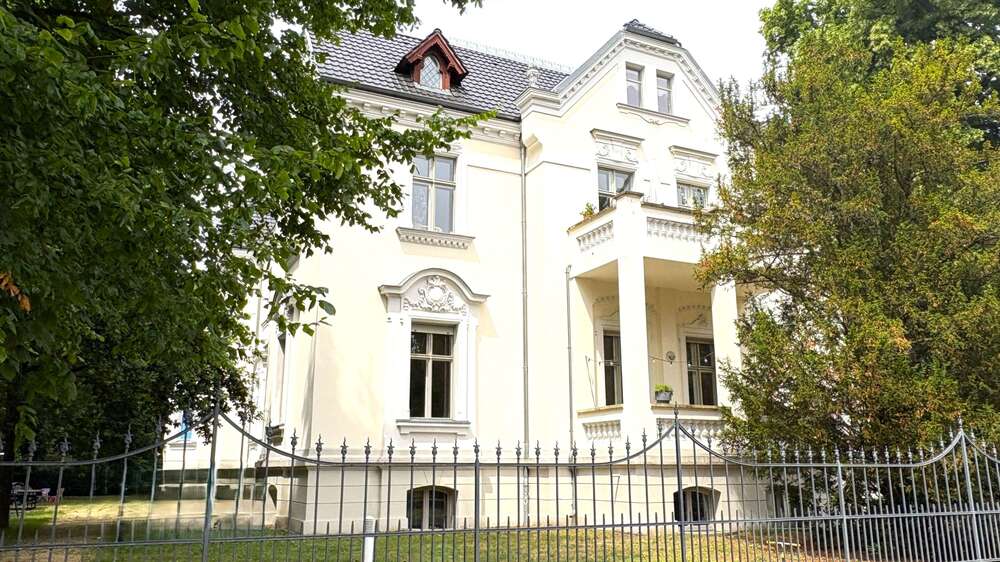 Einfamilienhaus Potsdam Berliner Vorstadt - 21 Zimmer, 1.075 m&sup2;, 4.400.000&euro; | Angebot:26605321