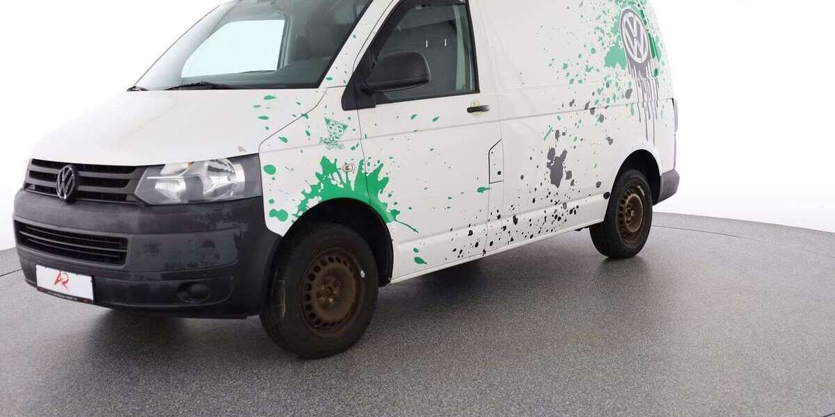 VW T5 Transporter 284.098 km 5.880 &euro; Berlin 12103