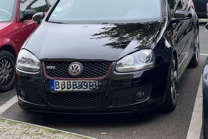 VW Golf 194.000 km 6.400 &euro; Berlin 12169