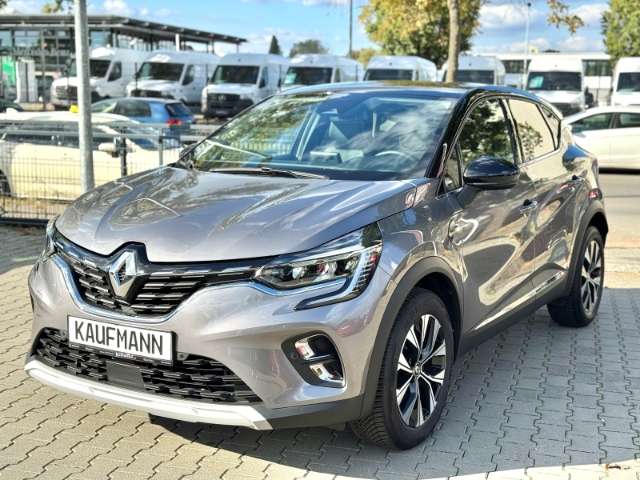 Renault Captur 30.579 km 22.890 € Berlin 13581