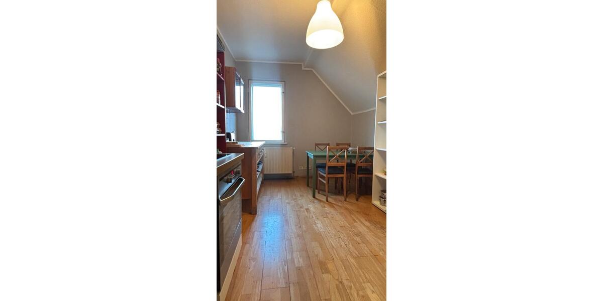 Dachgeschoßwohnung Berlin Reinickendorf - 2 Zimmer, 70 m&sup2;, 1.190&euro; | Angebot:24649774