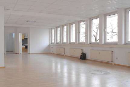 Gewerbeobjekt Berlin Niederschönhausen - 1.700&euro; | Angebot:27067976