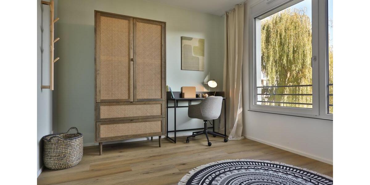 Modernes Familienhaus am Kanal – viel Platz & viel Grün 5 zimmer