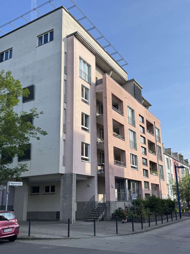 Wohnung zum Kaufen in Friedrichshain 399.000 € 65.39 m²